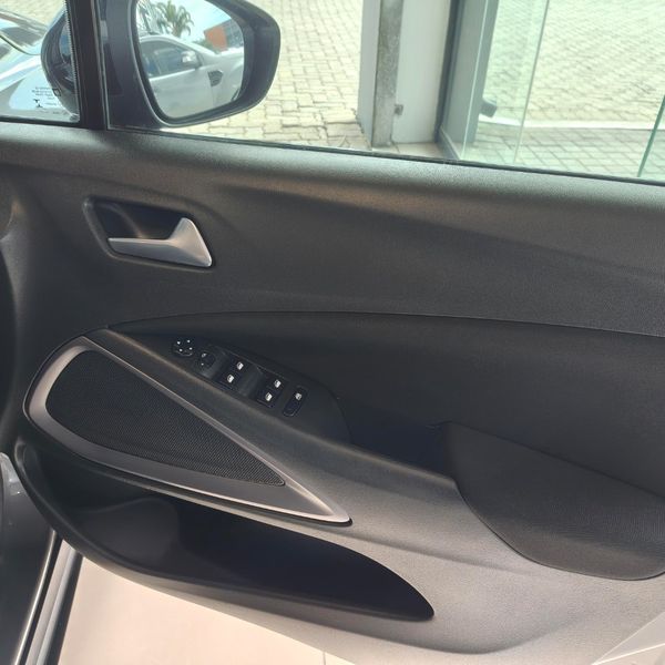 2019-Opel-Crossland-X-12T-Enjoy-Auto image:7