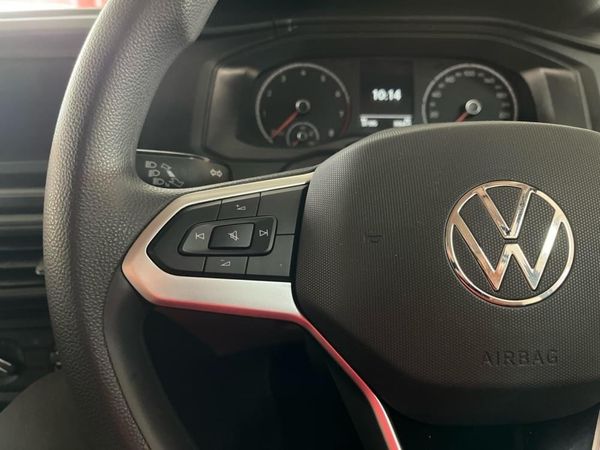 2024-Volkswagen-Polo-16-Classic-Auto image:15