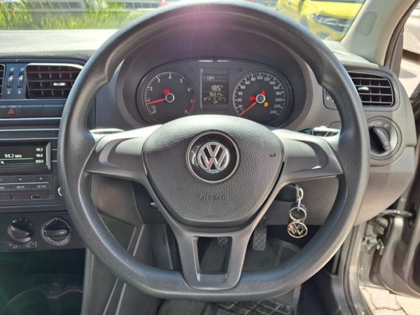 2019-Volkswagen-Polo-Vivo-14-Trendline-5-dr image:9