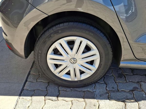 2019-Volkswagen-Polo-Vivo-14-Trendline-5-dr image:15