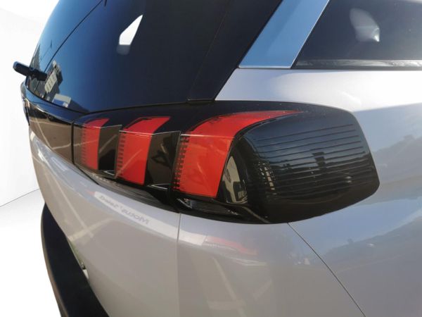 2019-Peugeot-5008-20-HDI-Active image:9