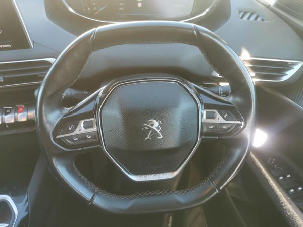 2019-Peugeot-5008-20-HDI-Active image:15