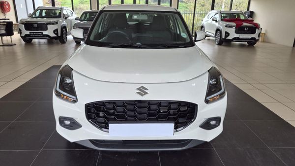 2025-Suzuki-Swift-12-GLX image:1