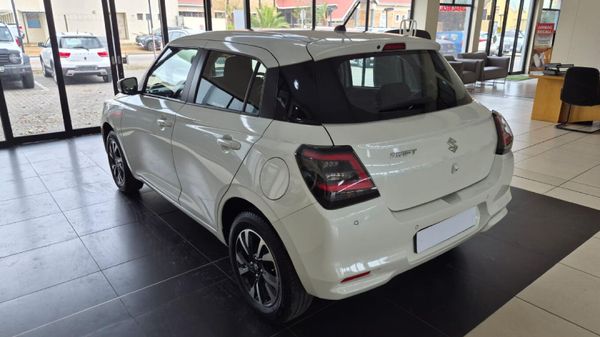 2025-Suzuki-Swift-12-GLX image:3