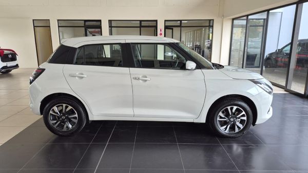 2025-Suzuki-Swift-12-GLX image:6