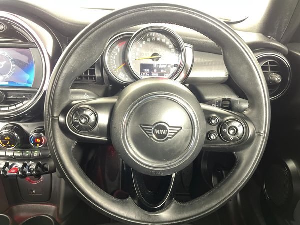 2021-MINI-Convertible-Cooper-Auto image:10
