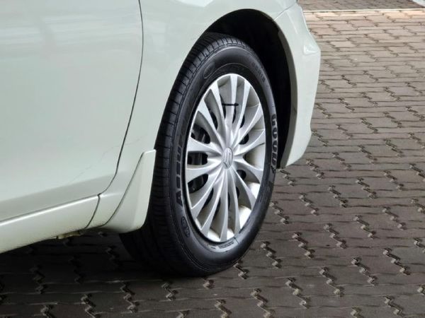 2025-Suzuki-Ciaz-15-GL-Auto image:10