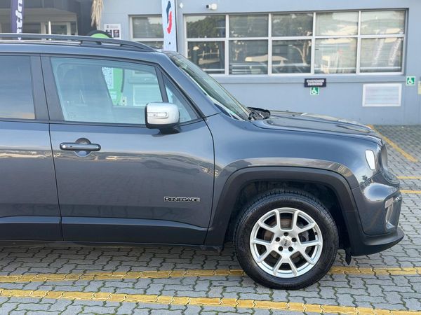 2022-Jeep-Renegade-14-TJet-Limited-Auto image:11