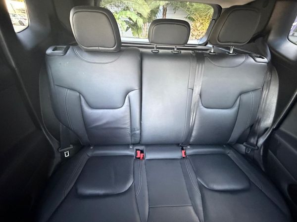 2022-Jeep-Renegade-14-TJet-Limited-Auto image:18
