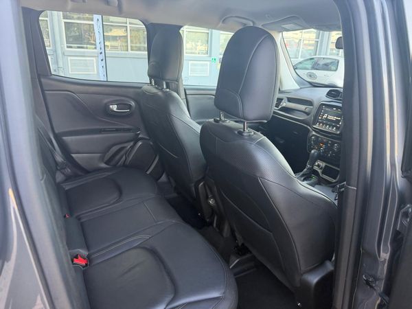 2022-Jeep-Renegade-14-TJet-Limited-Auto image:26