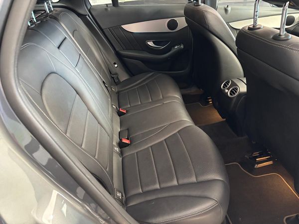 2016-Mercedes-Benz-GLC-250d-AMG image:9