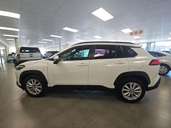 2023-Toyota-Corolla-Cross-18-XS image:3