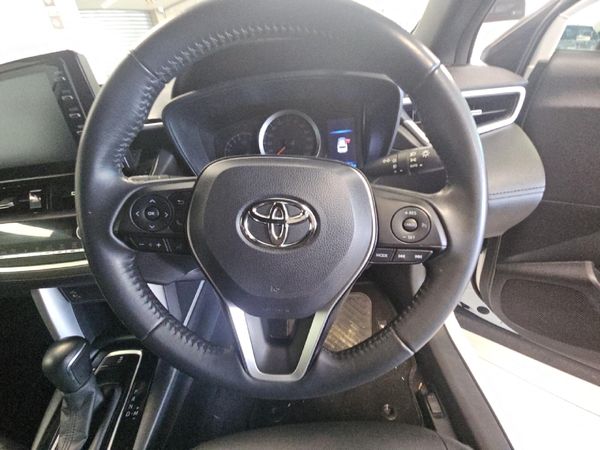 2023-Toyota-Corolla-Cross-18-XS image:8