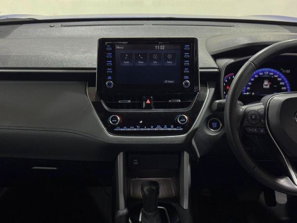 2023-Toyota-Corolla-Cross-18-XR image:10