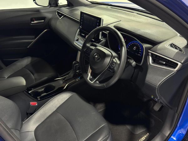 2023-Toyota-Corolla-Cross-18-XR image:12