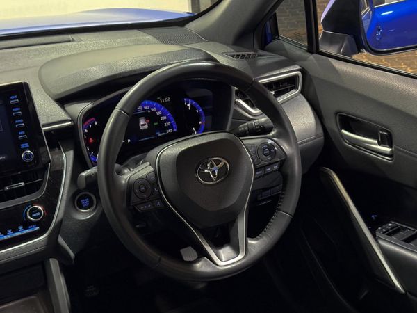 2023-Toyota-Corolla-Cross-18-XR image:13