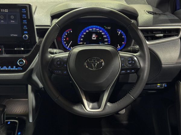 2023-Toyota-Corolla-Cross-18-XR image:14