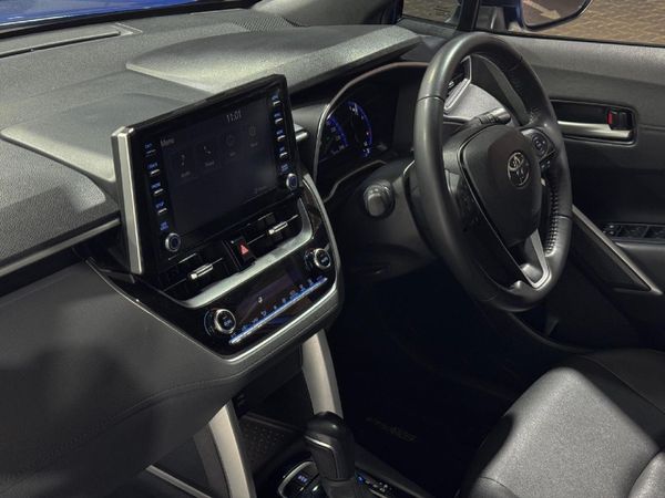 2023-Toyota-Corolla-Cross-18-XR image:18