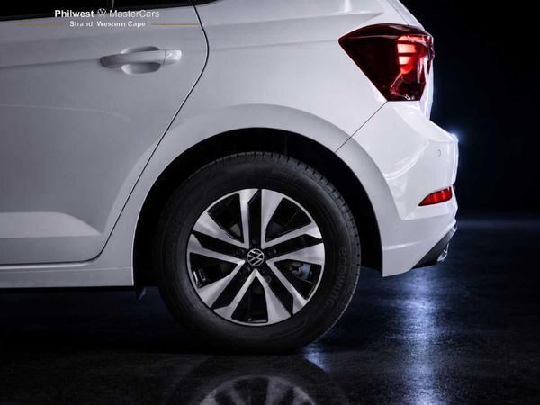 2026-Volkswagen-Polo-10-TSI-Life-Auto-DSG image:32