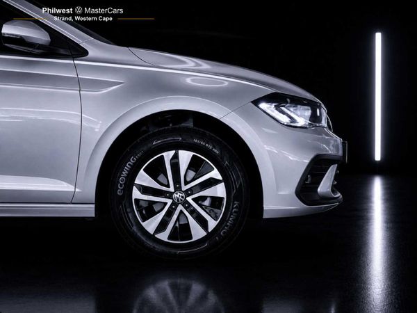 2025-Volkswagen-Polo-10-TSI-Life image:33