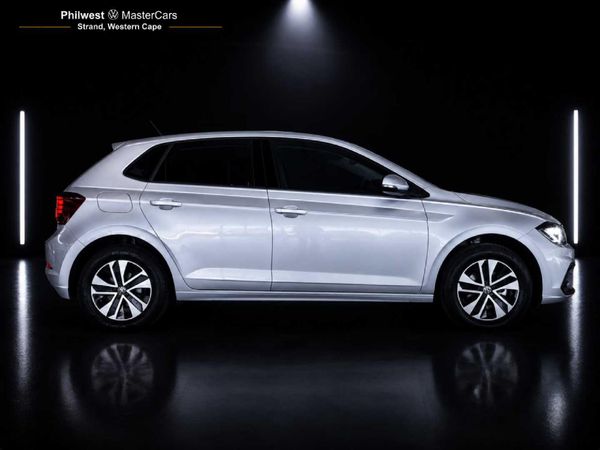 2025-Volkswagen-Polo-10-TSI-Life image:5