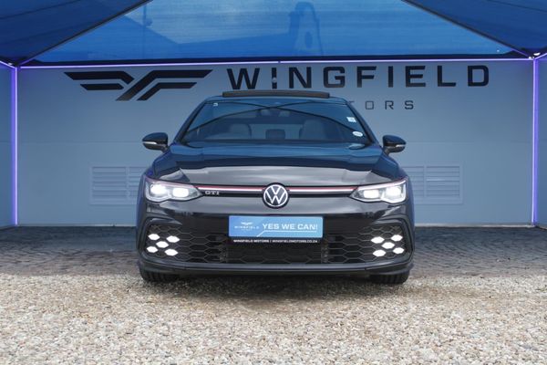 2022-Volkswagen-Golf-8-GTI-20-TSI-Auto image:1