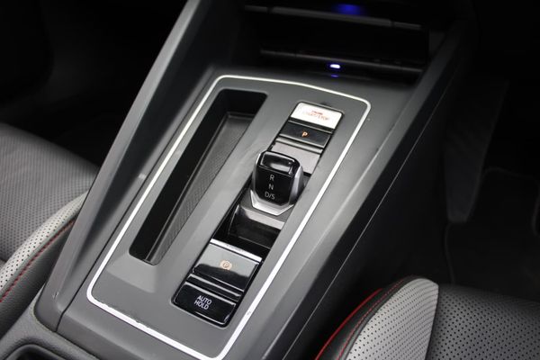 2022-Volkswagen-Golf-8-GTI-20-TSI-Auto image:20