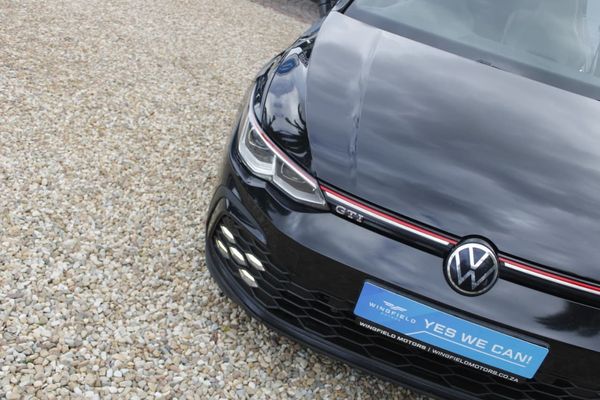 2022-Volkswagen-Golf-8-GTI-20-TSI-Auto image:6
