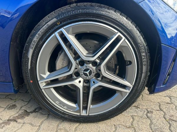2019-Mercedes-Benz-C-Class-C-180-Auto image:9