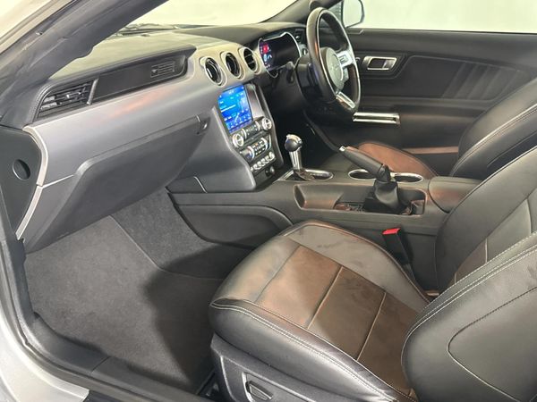 2021-Ford-Mustang-23-Auto image:6
