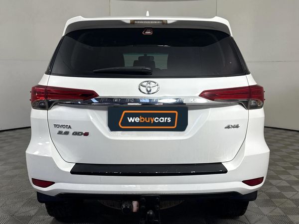 2016-Toyota-Fortuner-28-GD-6-4x4 image:18
