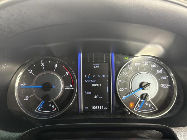 2016-Toyota-Fortuner-28-GD-6-4x4 image:2