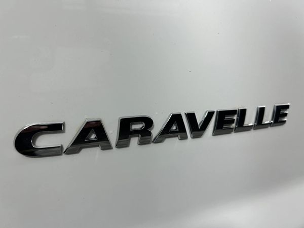 2014-Volkswagen-Caravelle-T5-20-BiTDI-Auto-4Motion image:11