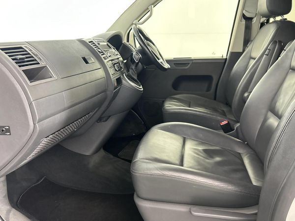 2014-Volkswagen-Caravelle-T5-20-BiTDI-Auto-4Motion image:8