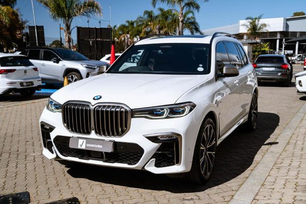 2020-BMW-X7-M50d image:1