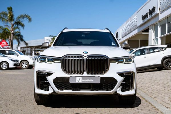 2020-BMW-X7-M50d image:2