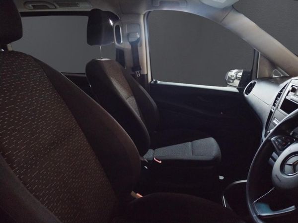 2023-Mercedes-Benz-Vito-116-20-CDI-Tourer-Pro-Auto image:9