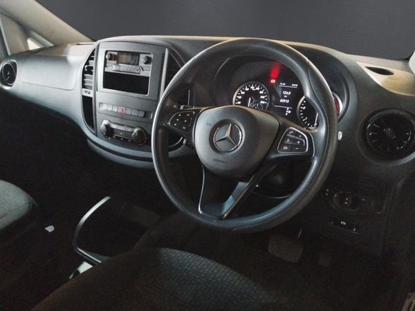2023-Mercedes-Benz-Vito-116-20-CDI-Tourer-Pro-Auto image:8