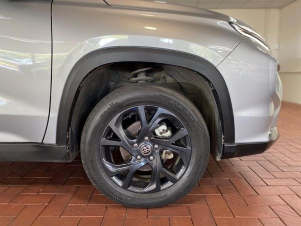 2026-Toyota-Urban-Cruiser-15-XR-Auto image:5