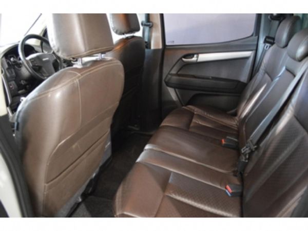 2013-Isuzu-KB-300-D-Teq-LX-Double-Cab image:6