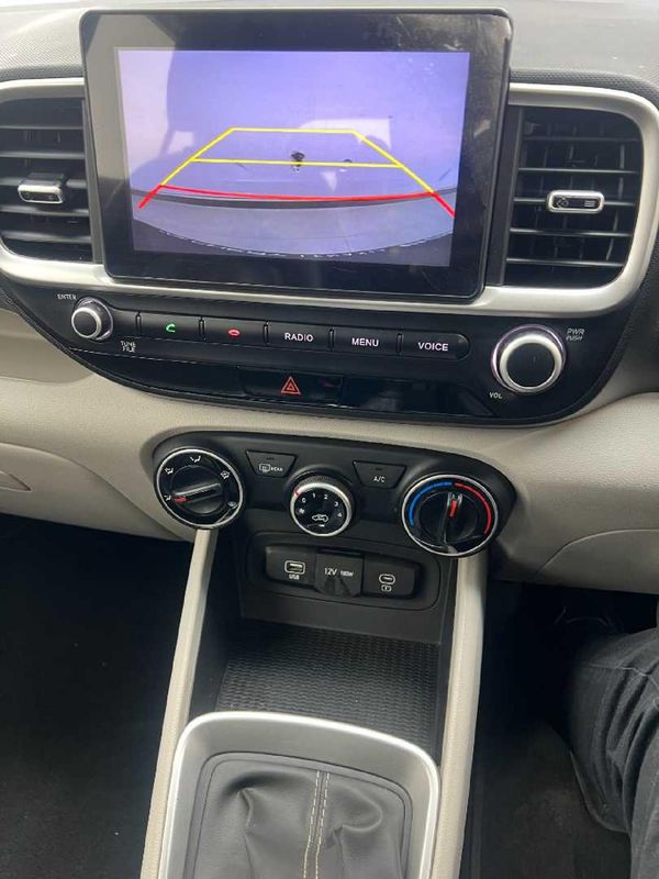 2023-Hyundai-Venue-12-Motion image:15