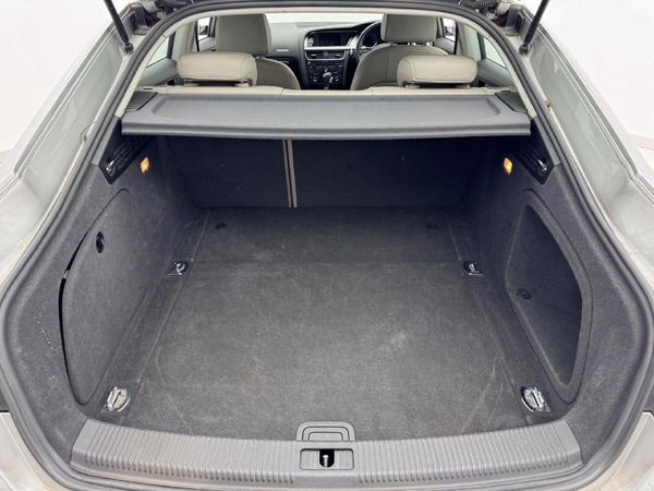 2011-Audi-A5-Sportback-20-TFSI-quattro-Auto image:12