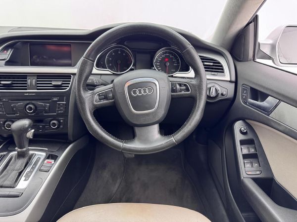 2011-Audi-A5-Sportback-20-TFSI-quattro-Auto image:8
