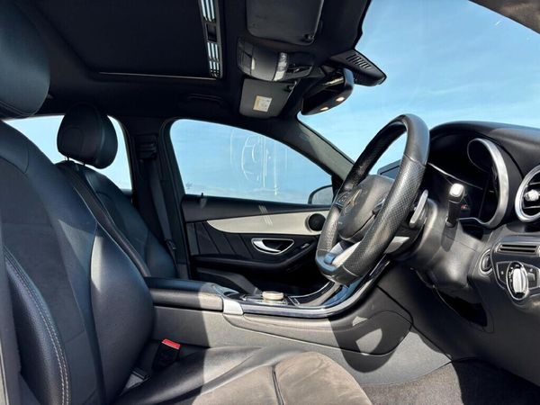 2017-Mercedes-Benz-GLC-Coupe-220d-AMG image:12