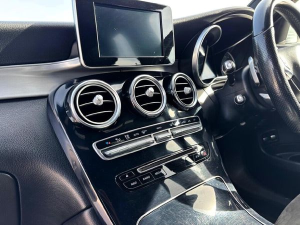 2017-Mercedes-Benz-GLC-Coupe-220d-AMG image:17