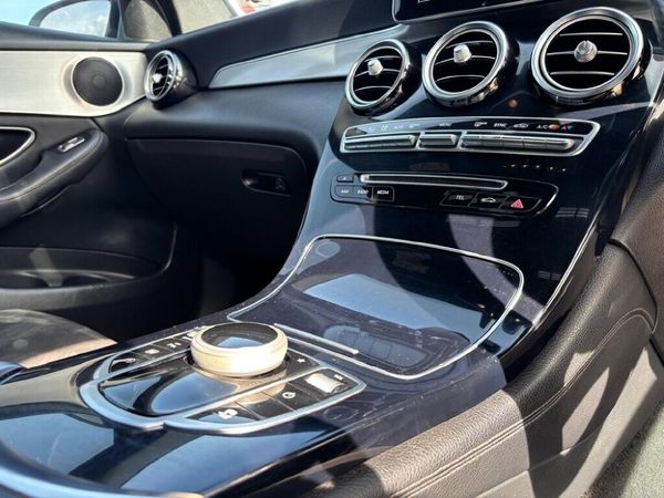 2017-Mercedes-Benz-GLC-Coupe-220d-AMG image:19