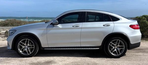 2017-Mercedes-Benz-GLC-Coupe-220d-AMG image:3