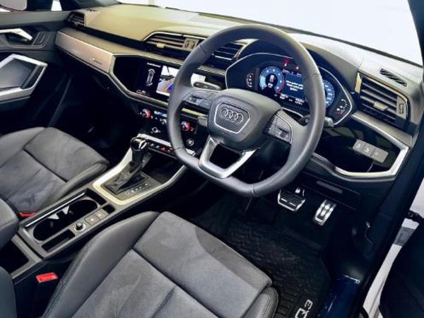 2026-Audi-Q3-Sportback-35TDI-Black-Edition image:8