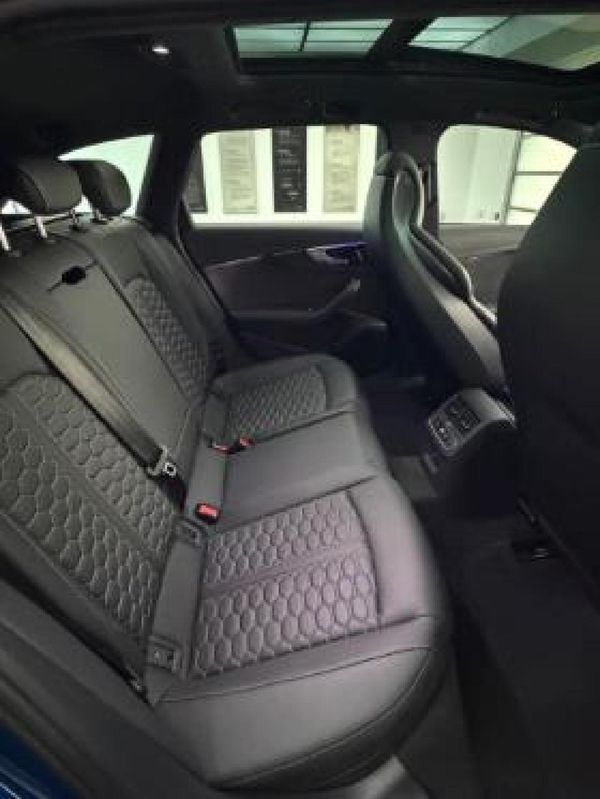 2024-Audi-RS4-Avant-quattro-Auto image:6