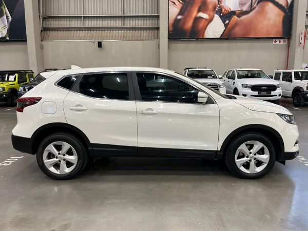 2019-Nissan-Qashqai-12T-Acenta image:1